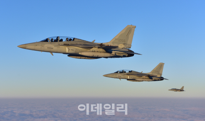 [포토]공군 FA-50, '늠름한 비행'
