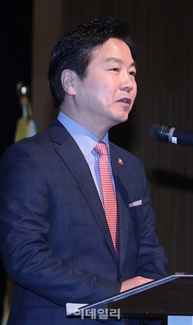 [포토]홍종학 중소벤처기업부 장관 인사말