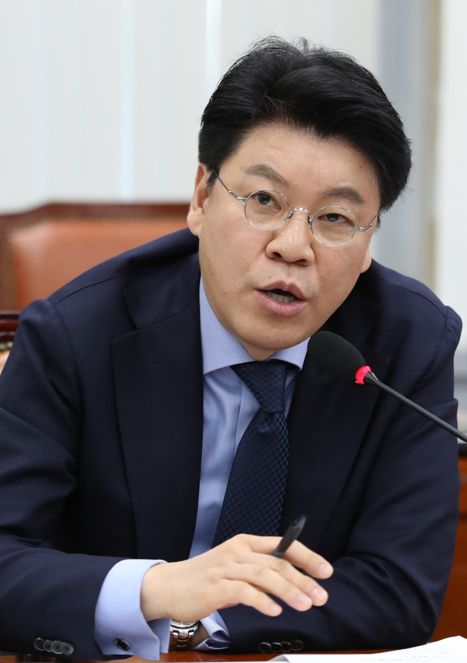 장제원 "'썰전' 나오지 말라? 싫으면 안 보면 되지"