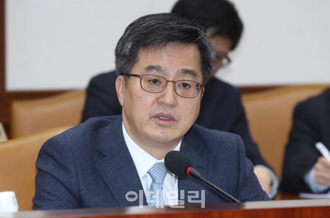 정부 '가상화폐' 대책 오락가락.. 법무부 "폐쇄" 발표에 혼란