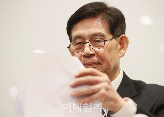 [포토]정호영 전 특검, '다스 철저히 수사했다...비자금 발견 못해'