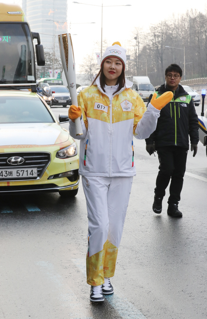 [포토] 한혜진 '2018 평창 올림픽 파이팅!'