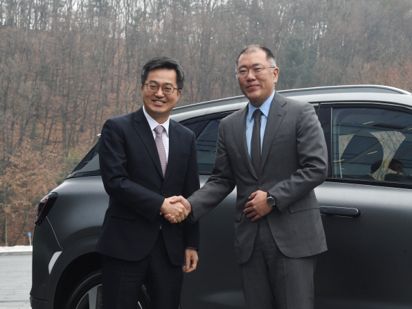 김동연 부총리·정의선 부회장 "혁신성장이 일자리 늘릴 것" 한목소리(종합)