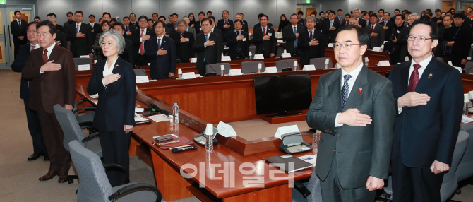 송영무 국방 "北 올림픽 참가 명분, 한미동맹 이완 시도할 것"