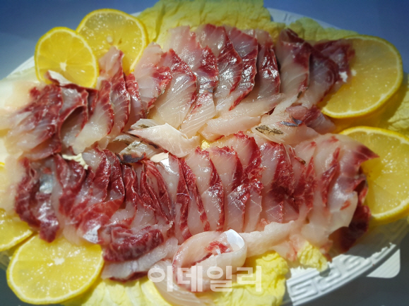 [이주의 장바구니]돌아온 제철 숭어 “쫄깃한 맛 일품”