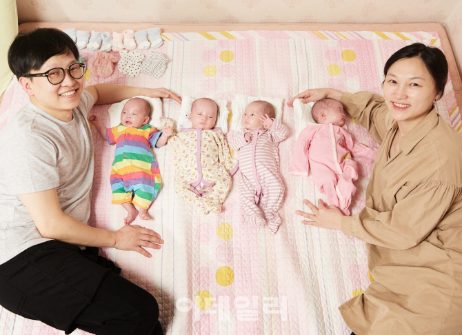 '네쌍둥이 아빠'된 삼성SDI 직원..CEO도 축하선물