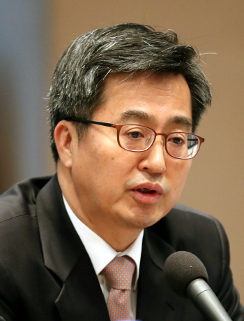 김동연 "재건축 연한 40년으로? 확정 아냐..신중 검토"(종합)