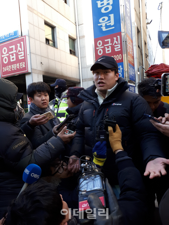 화재 당시 현장 증언 "시신에 화상 없이 깨끗..손에 그을음"