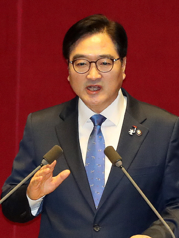 우원식 "강남집값 잡기 위해 보유세 인상, 분양원가 공개 검토"