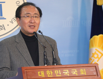 “검찰개혁에 노회찬 빠져라” 한국당의 생고집