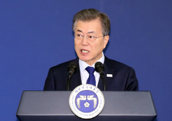 문 대통령 "평창 자원봉사자 헌신 기억할 것, 사랑합니다"