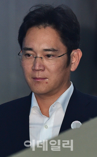 이재용 항소심 “박근혜·최순실 요구 거절못해 뇌물공여 한 사건”(속보)