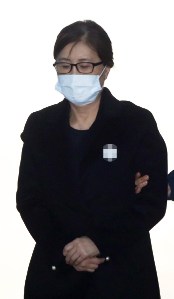 '비선실세' 최순실, 450일 만에 1심 선고…삼성 뇌물 인정규모 관심