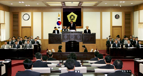 [無투표 당선] ①'3분요리' 보다 쉬운 지방의원 배지달기
