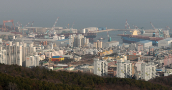 미분양 쌓였는데 또 분양..헐값에 내놔도 안팔리는 지방 아파트