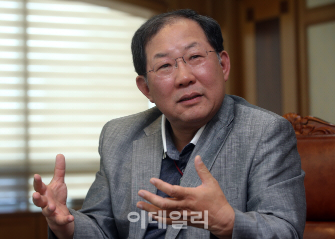 박병원 경총 회장 연임에 무게..김영배 부회장 거취 주목