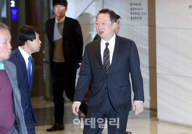 [포토]박용만 회장, 서울상의 의원총회 참석