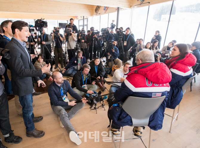 [포토]평창에서 브리핑하는 美 백악관 대변인