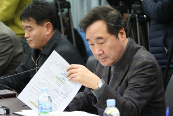 이낙연 총리 "군산 경제 위해 GM공장 재가동이 최상 잘 알고 있어"