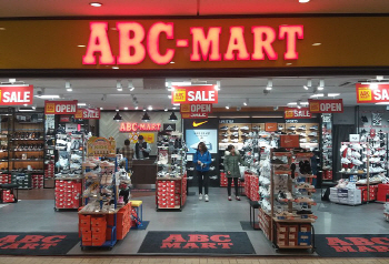 ABC마트, 천안·평택서 신규 매장 문 연다