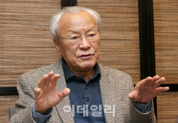 박승 전 총재 "중앙은행 연임 전통 세워…의미 크다"