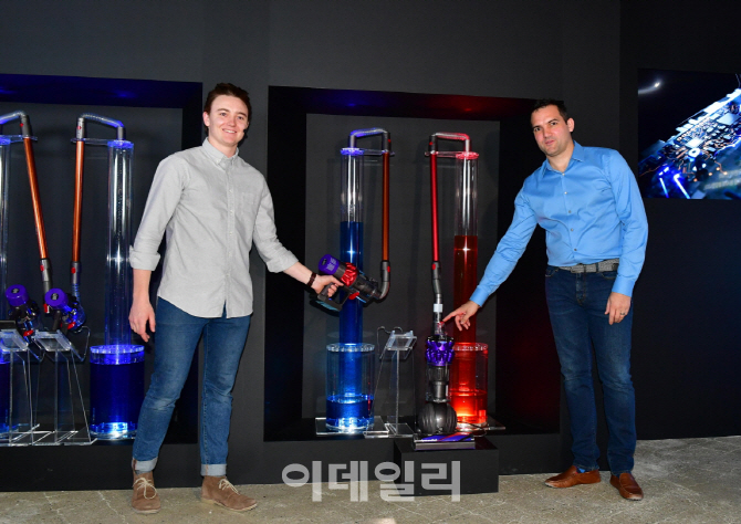 [포토] 다이슨 무선청소기술 시연