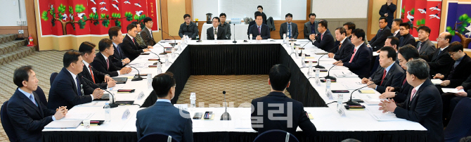 국방부, 장병 외출·외박구역 제한폐지 계획…'지역맞춤형' 개선책 검토