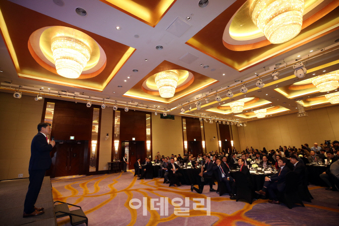 [포토]인사말하는 곽재선 회장