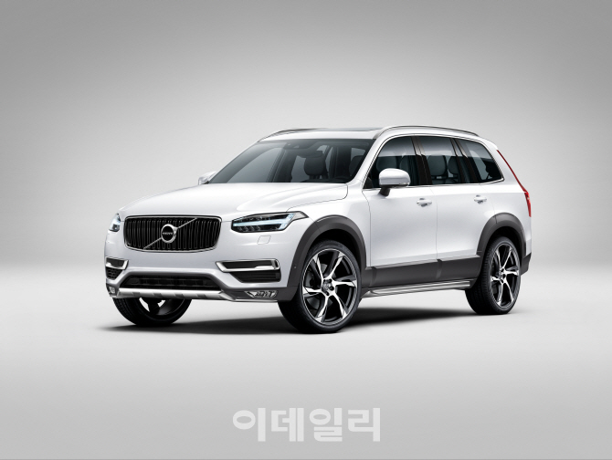 볼보, XC90 T6 ‘5인승’ 모델 출시..8220만원