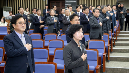 민주당 평균 55억…한국당보다 많다?