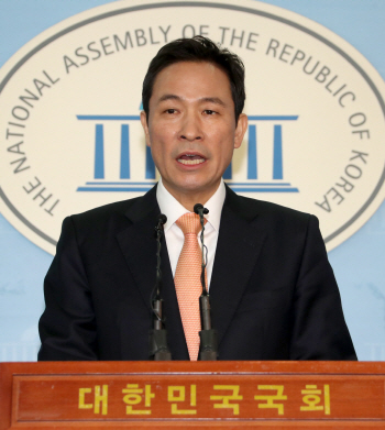 우상호 "한국당과 선거연대 음해라더니..안철수 거짓말한 셈"