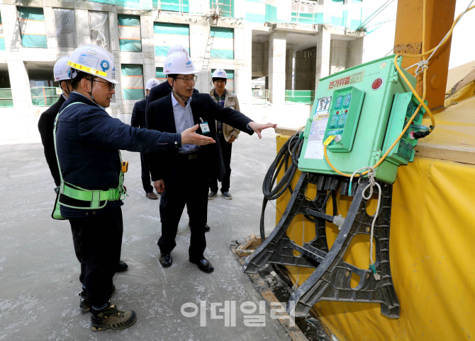 [포토]강남구, 국가안전대진단 합동점검 실시