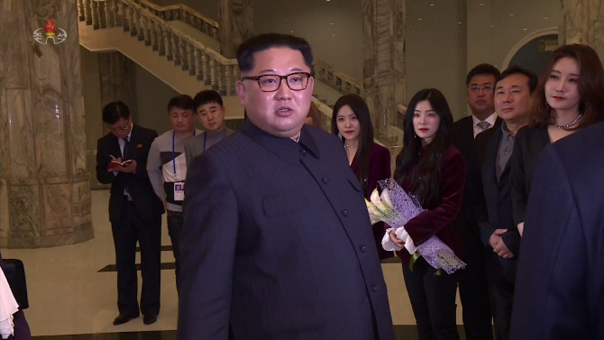 파격행보 김정은…남북정상회담서 비핵화로 이어질까