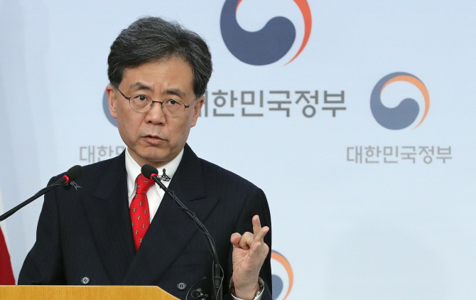 김현종 “TPP 미국 가입 가능할 것…한국 국익차원서 검토”