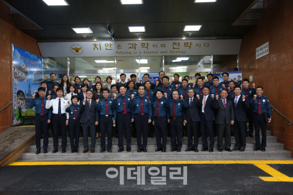 이주민 서울청장 "경찰, 자치경찰하에서도 합당한 처우 받아야"