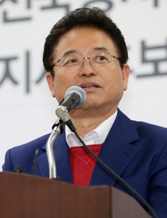 한국당, 경북지사 후보에 이철우 선출