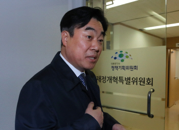 강병구 "보유세 개편안, 다주택·1주택자 함께 검토"(재종합)