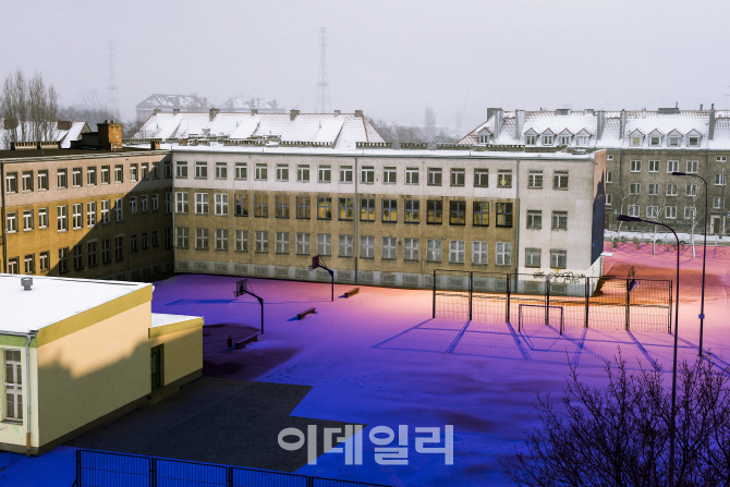 [e갤러리] 이런 데 어디에도 없다…유영진 '노웨어 97:07'