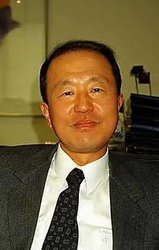 대법, ‘74억 세금 탈루’ 홍원식 남양유업 회장 무죄 확정