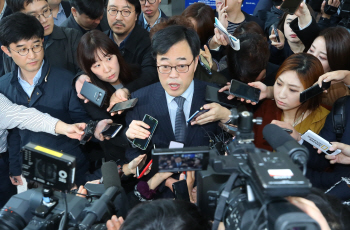 정의당도 등 돌렸다…4野 "김기식 사퇴하라" 파상공세
