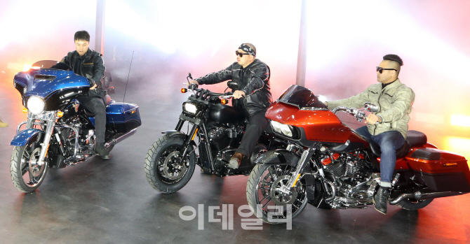 [포토]심장이 뛰는 배기음 할리데이비슨