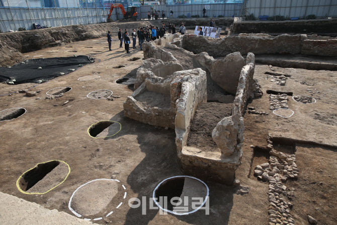 [포토]'내교인장이 출토된 현장'