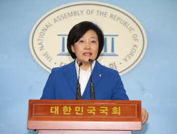 박영선 "'착한' 김경수, '악한' 드루킹에 당했다"