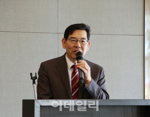 [포토]김태만 특허청 차장, 19일 한국지식재산협회 워크숍 참석