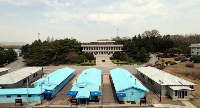 정세균 "남북정상회담 국제사회 주목..성공 기원"