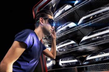 LG, 글로벌 헤드램프 기업 `ZKW` 1조대 인수..전장 사업 박차(종합)