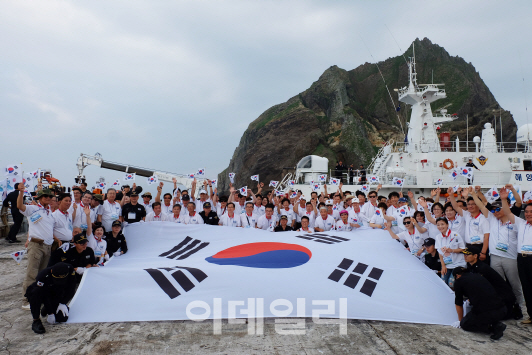 [르포]"독도야 간 밤에 잘 잤느냐?"