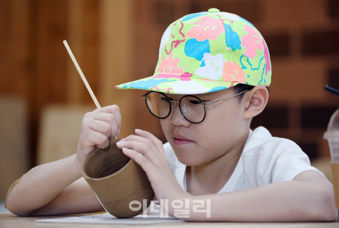 [포토]옹기 문양 그려요!