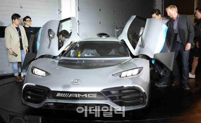 [포토]F1 기반의 '하이퍼카 메르세데스-AMG 프로젝트 원'