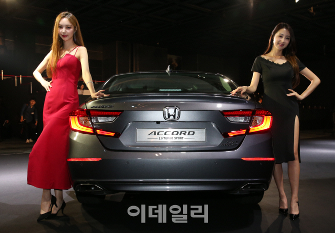 [포토]차체·성능 확 바뀐 혼다 '신형 어코드' 출시... 3640만~4540만원